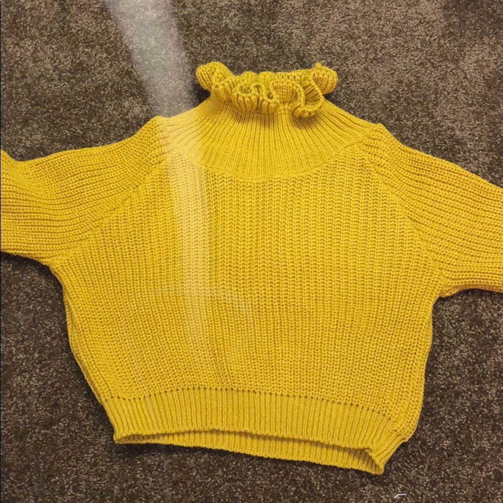 Crop sweater